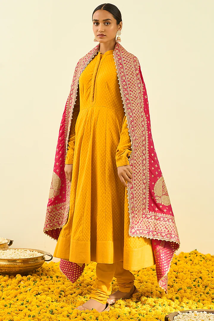 Tilla Work Dupatta in Aamadi