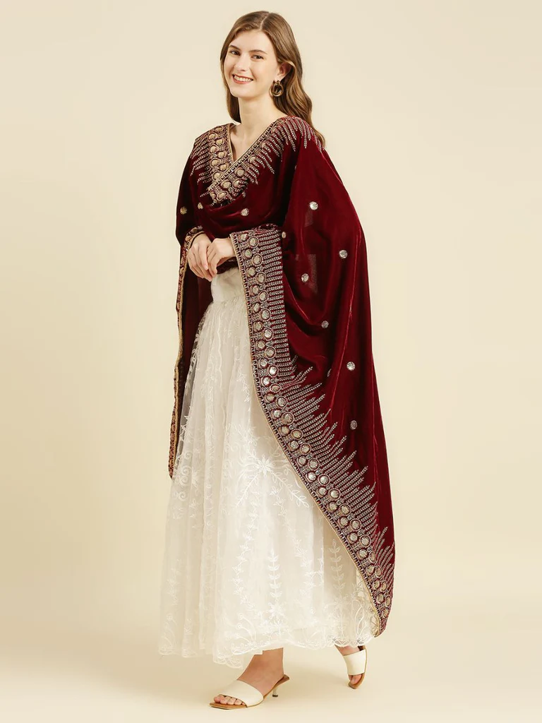 Embroidered Velvet Dupatta in Abdu Rahiman Nagar