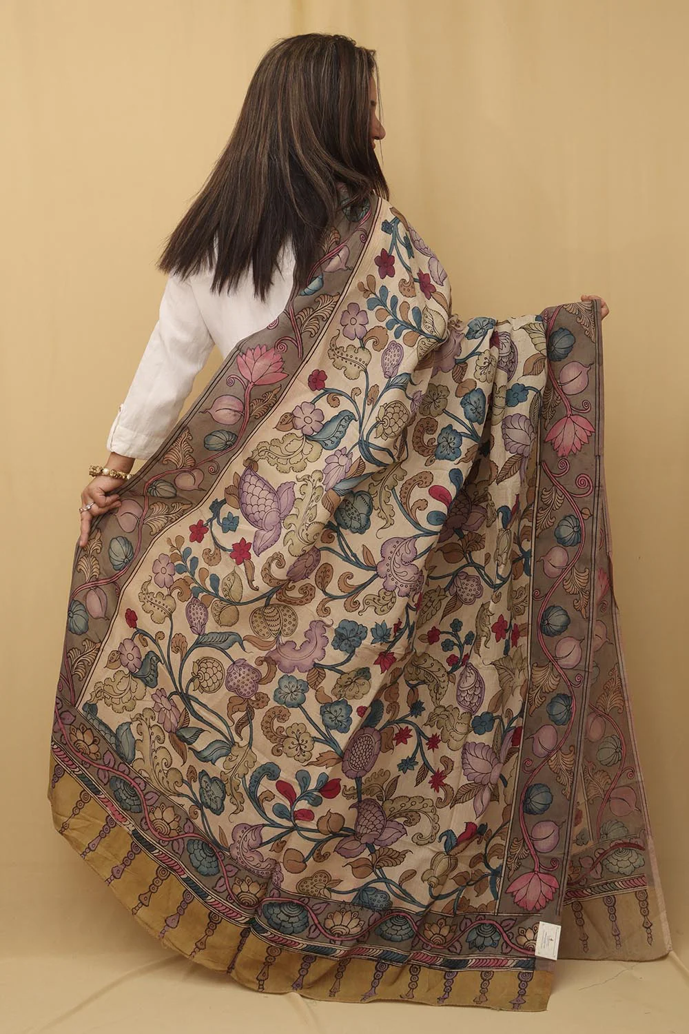 hand painted kalamkari cotton dupatta for women in Abdu Rahiman Nagar