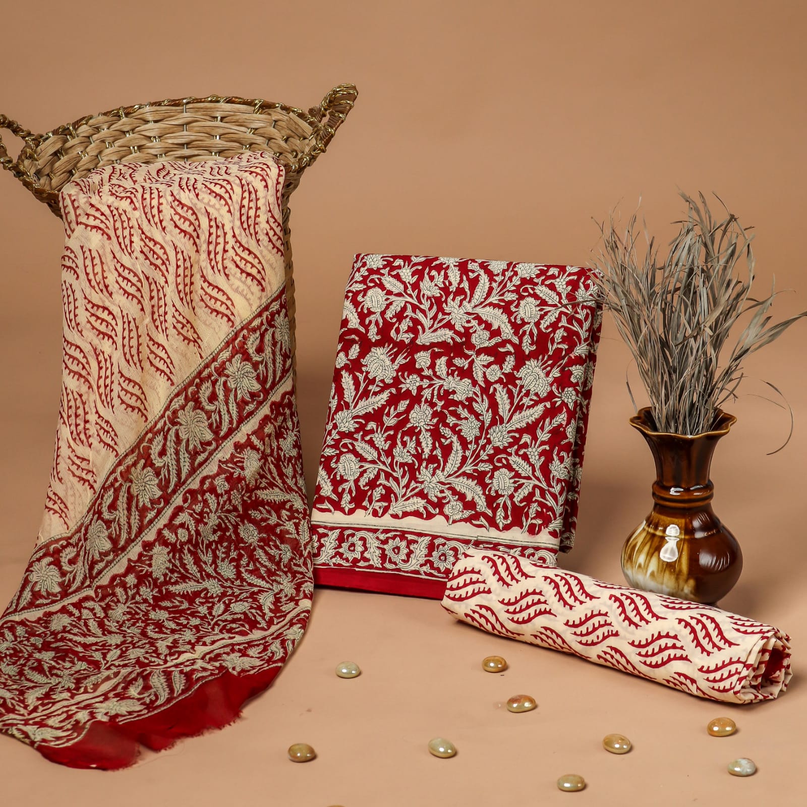 Unstitched Cotton Suits in Aamadi