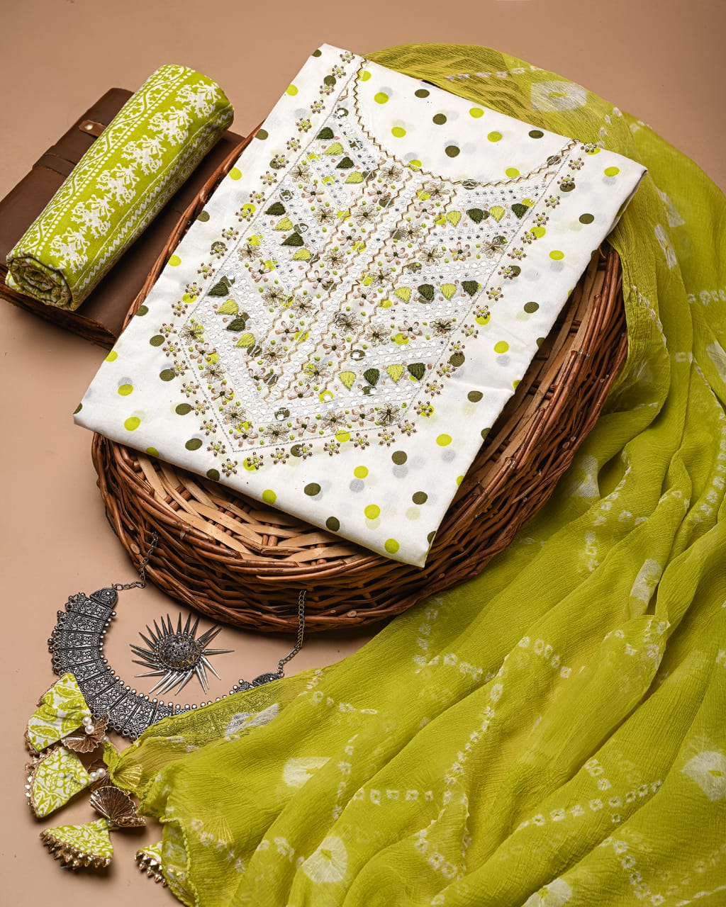 Luxury and Exclusive Fabrics in Abdu Rahiman Nagar