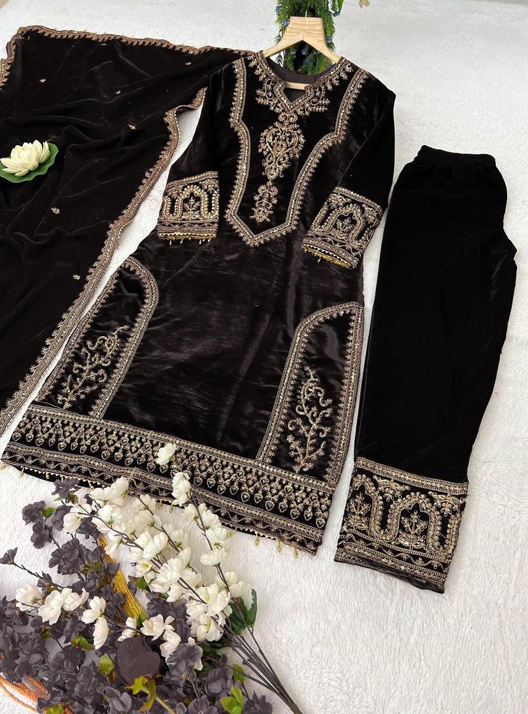 Velvet Fabric in Abdu Rahiman Nagar