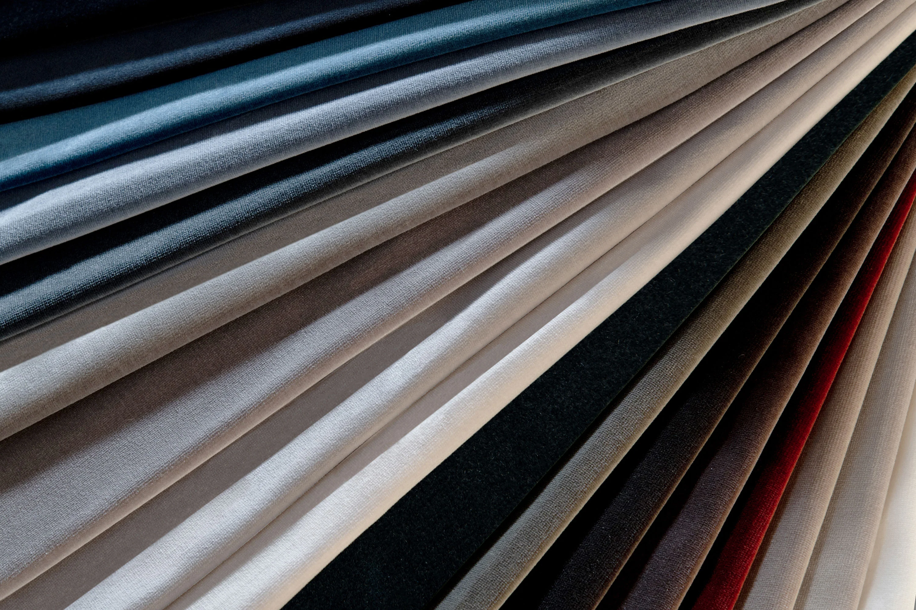 Performance / Stain-Resistant Velvet in Abdu Rahiman Nagar