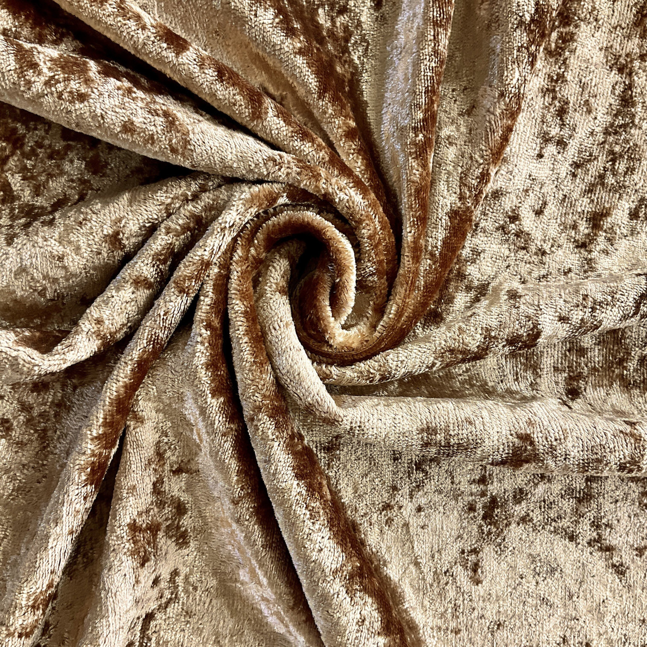 Crushed Velvet Fabric in Abdu Rahiman Nagar