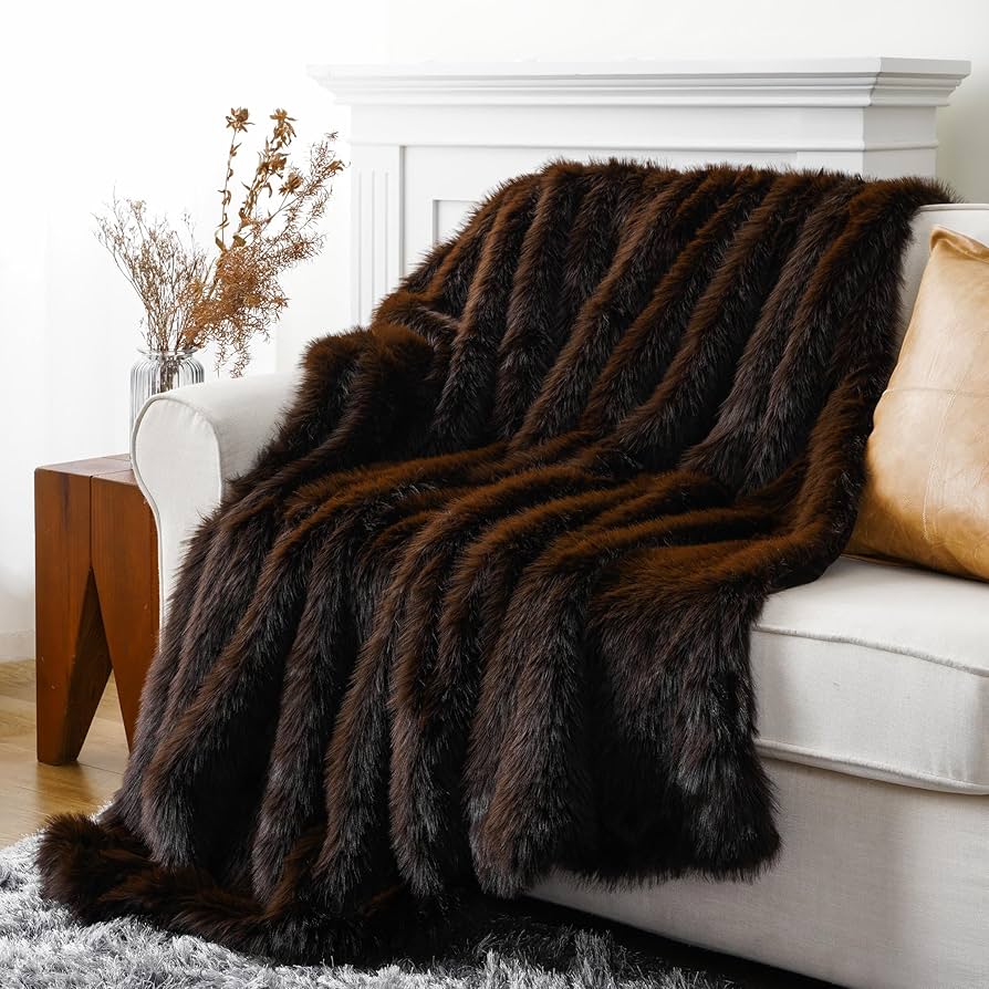 Long Pile Fur Velvet in Abdu Rahiman Nagar