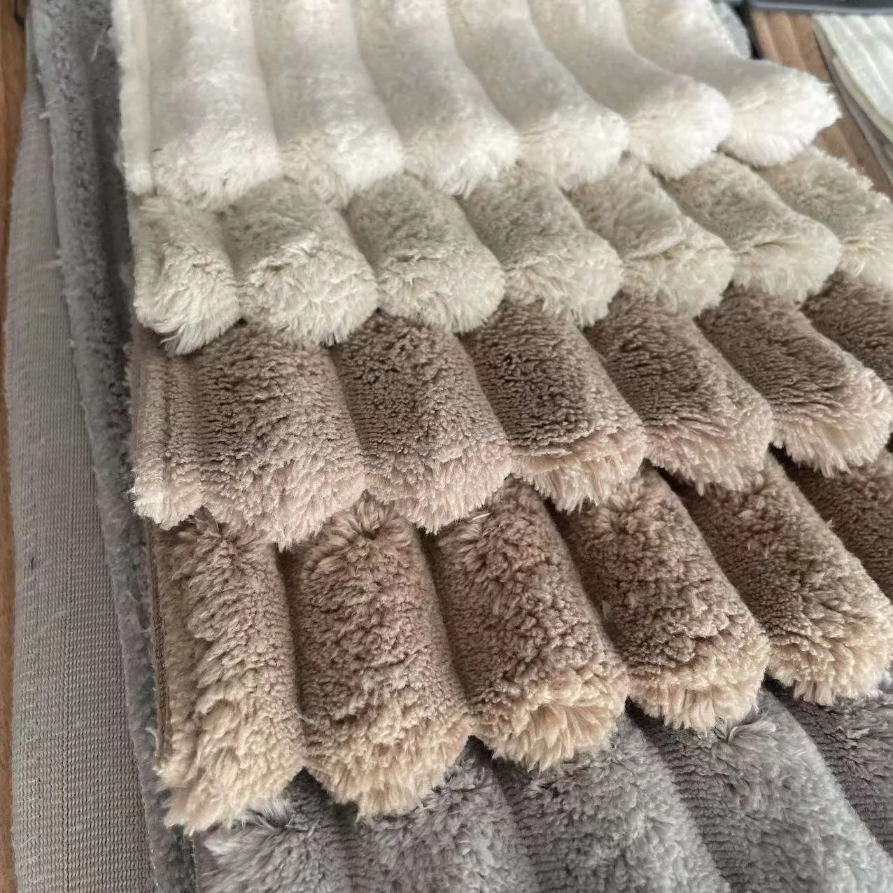 Striped Fur Velvet in Abdu Rahiman Nagar