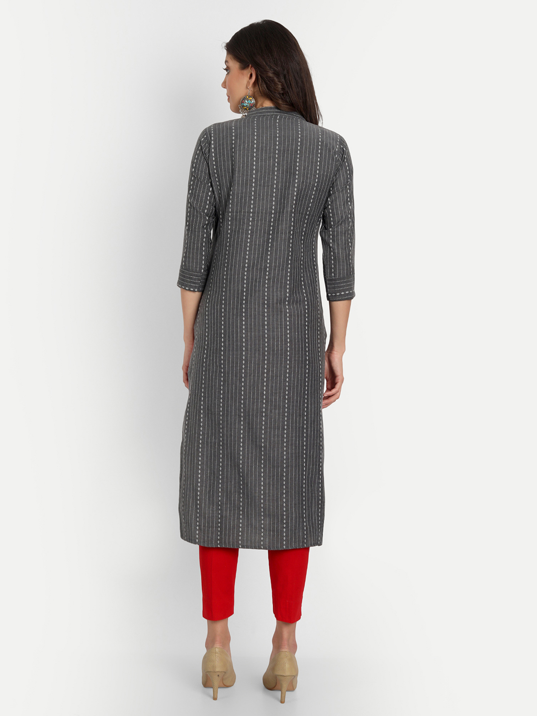 Siya Ethnic Thread Work Kurti