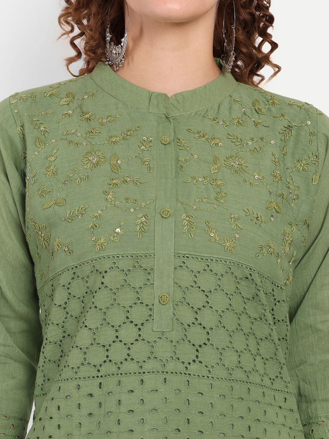 Siya Graceful Embroidered Kurti