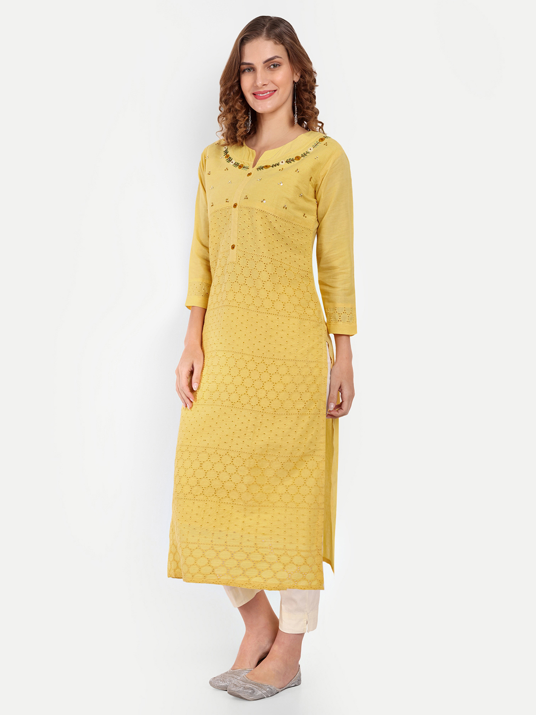 Siya Graceful Embroidered Kurti
