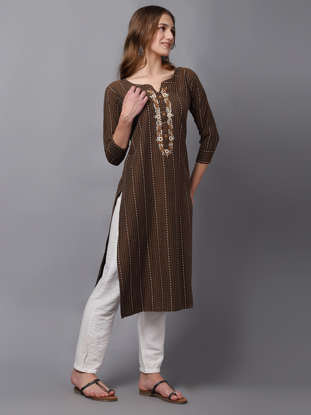 Siya Ethnic Straight-Cut Kurti