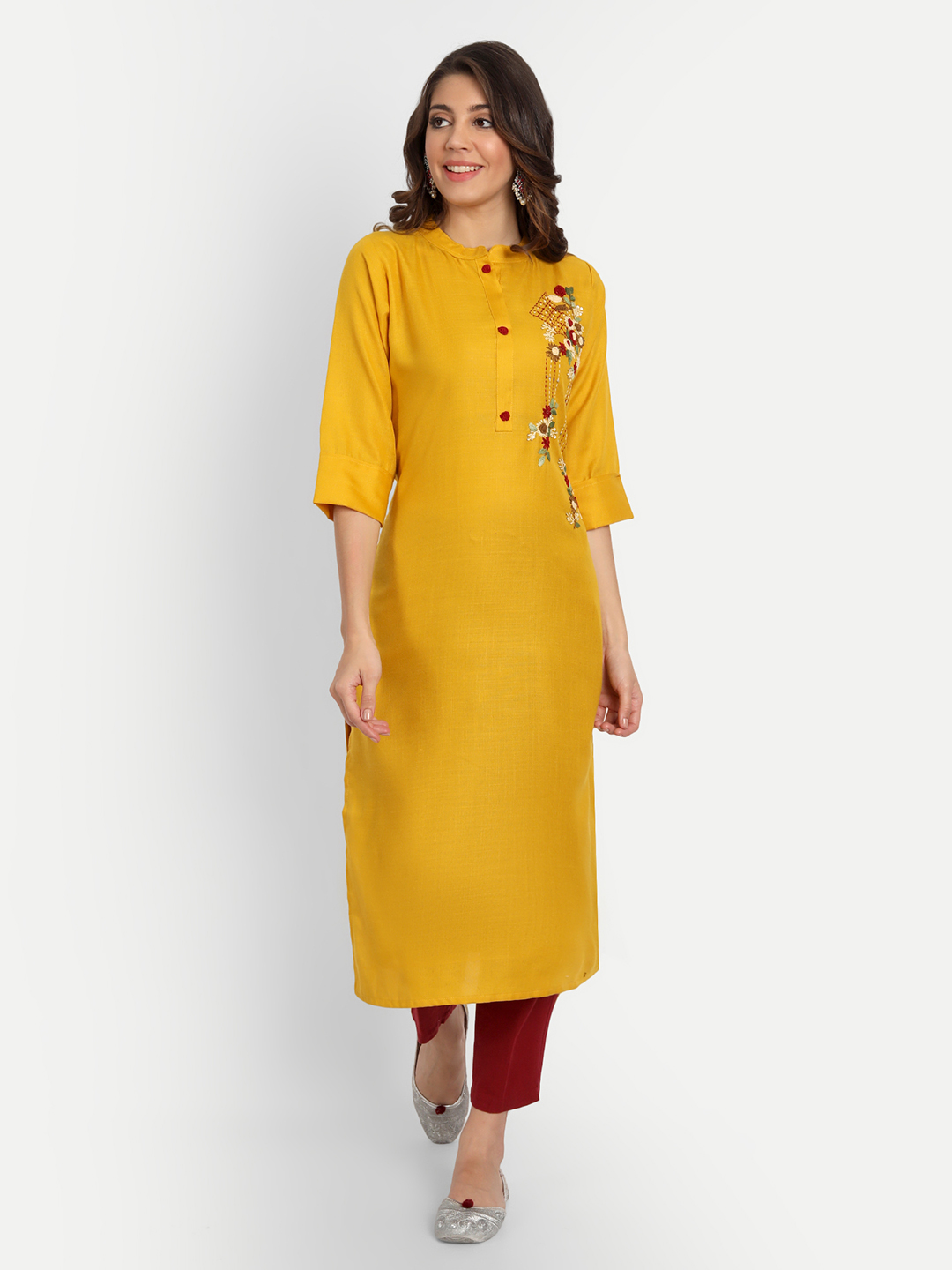 Siya Heritage Thread Work Straight Kurti