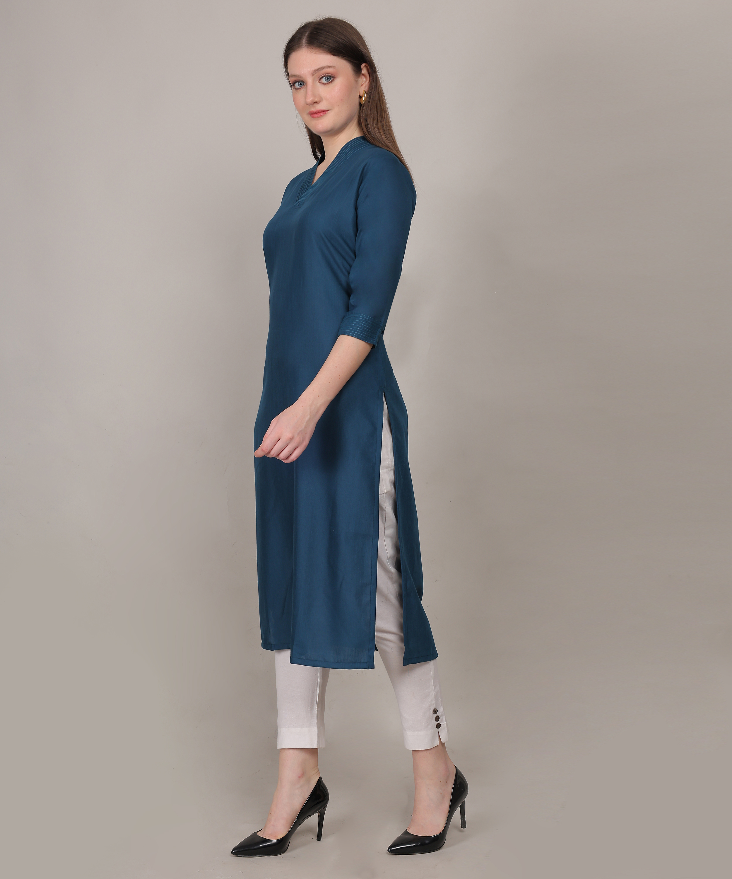 Siya Timeless Embroidery Straight Kurti